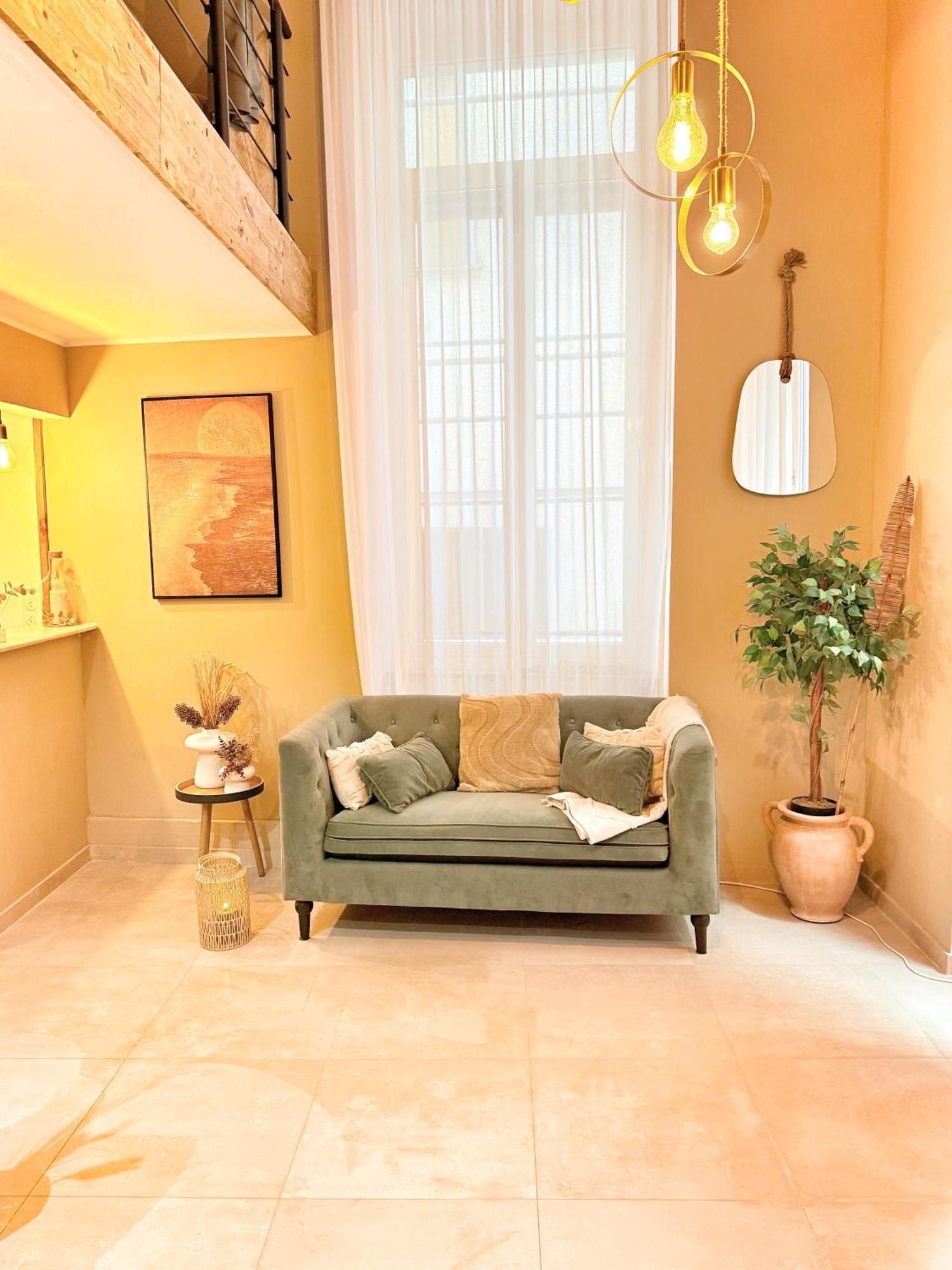 Spacious Loft, Duplex, Old Town, 3 Bedrooms - Easy Check-In Ница Екстериор снимка